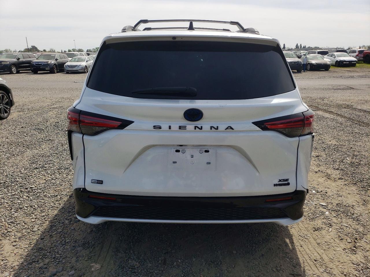 2023 TOYOTA SIENNA