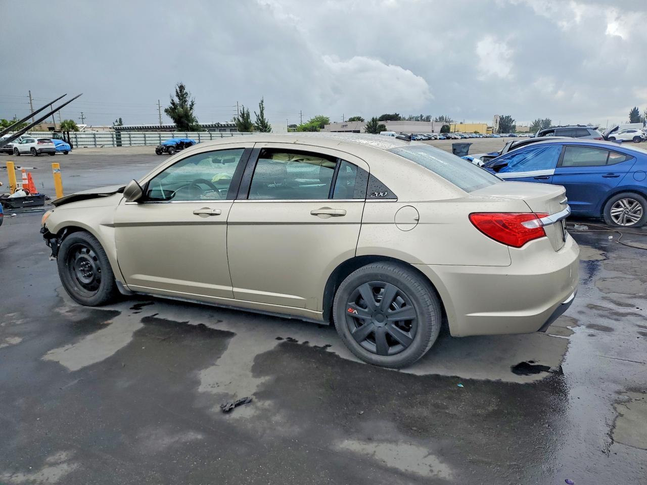 2014 CHRYSLER 200