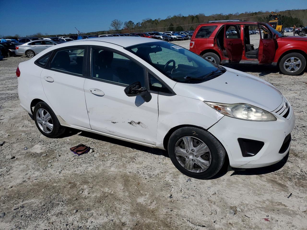 2012 FORD Fiesta