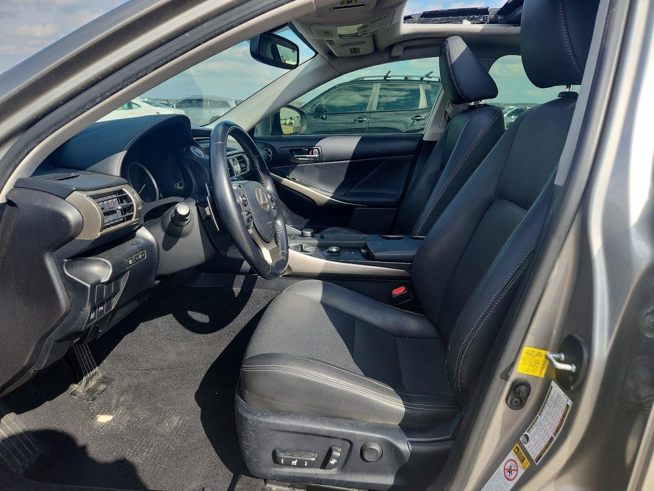 2015 LEXUS IS 250