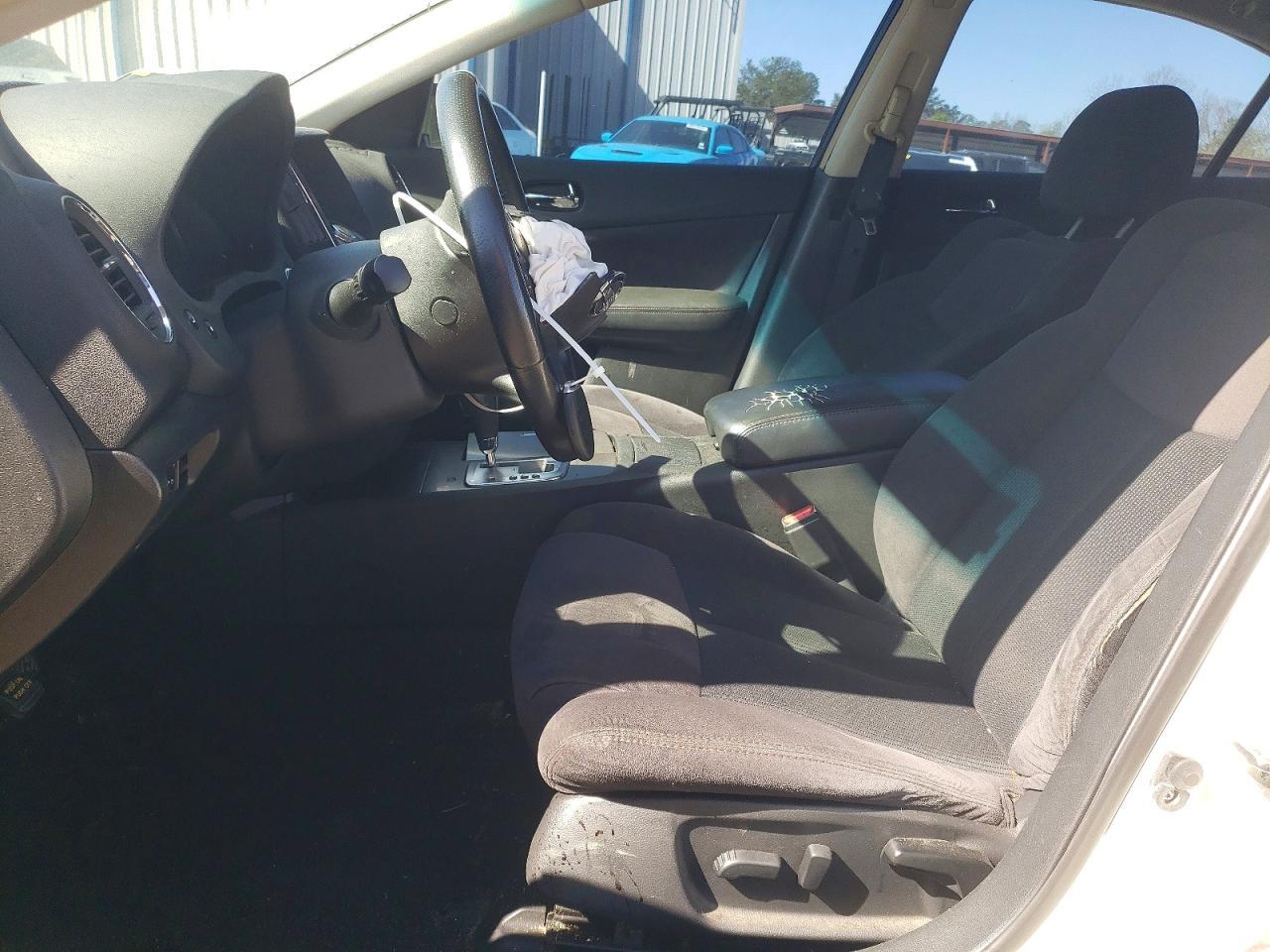 2012 NISSAN Maxima