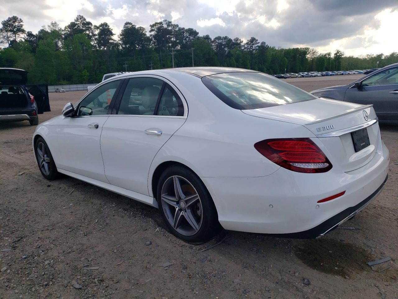2017 MERCEDES-BENZ E-Class