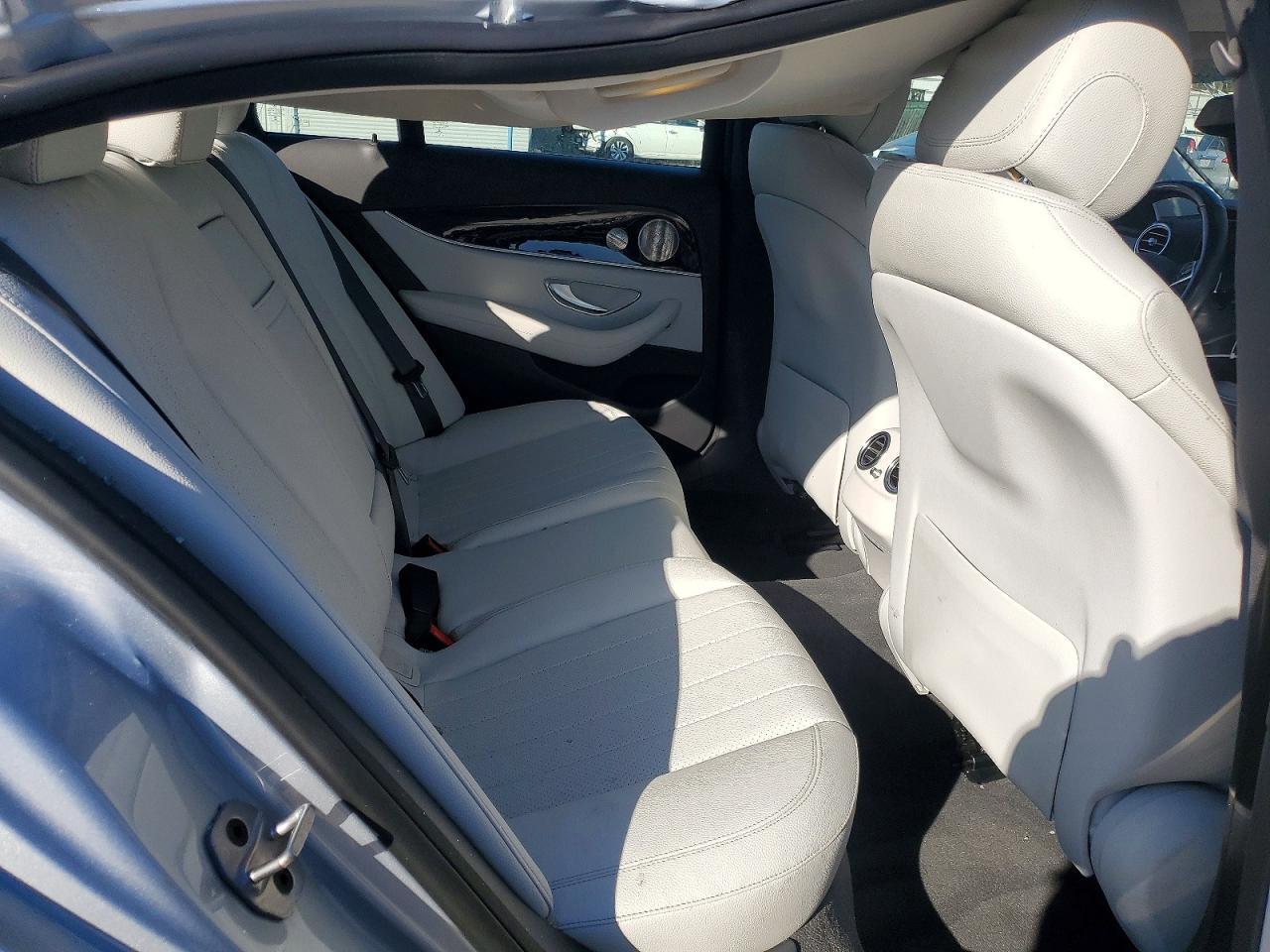 2021 MERCEDES-BENZ E-Class