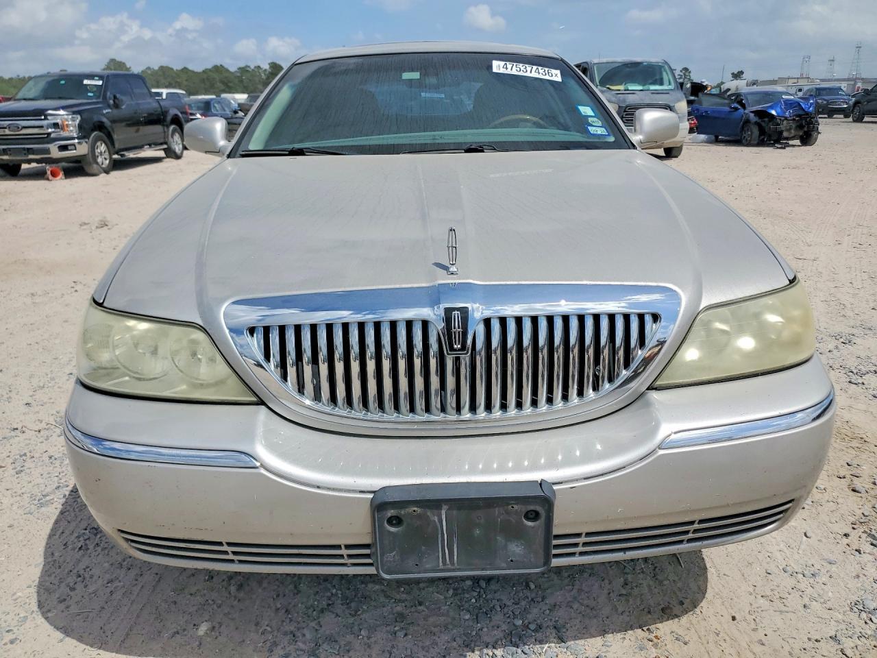 2006 Linc Town Car