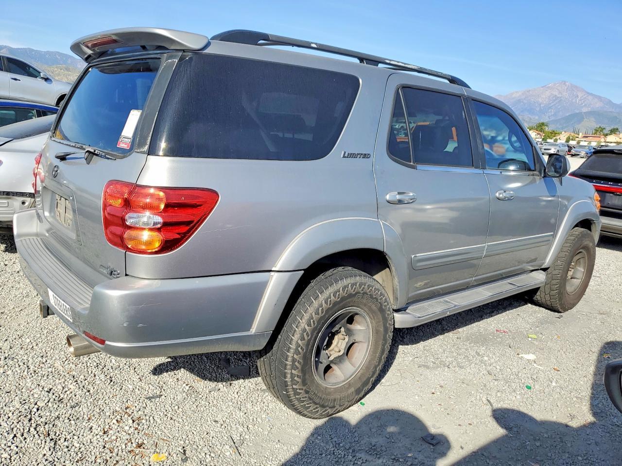 2003 TOYOTA Sequoia