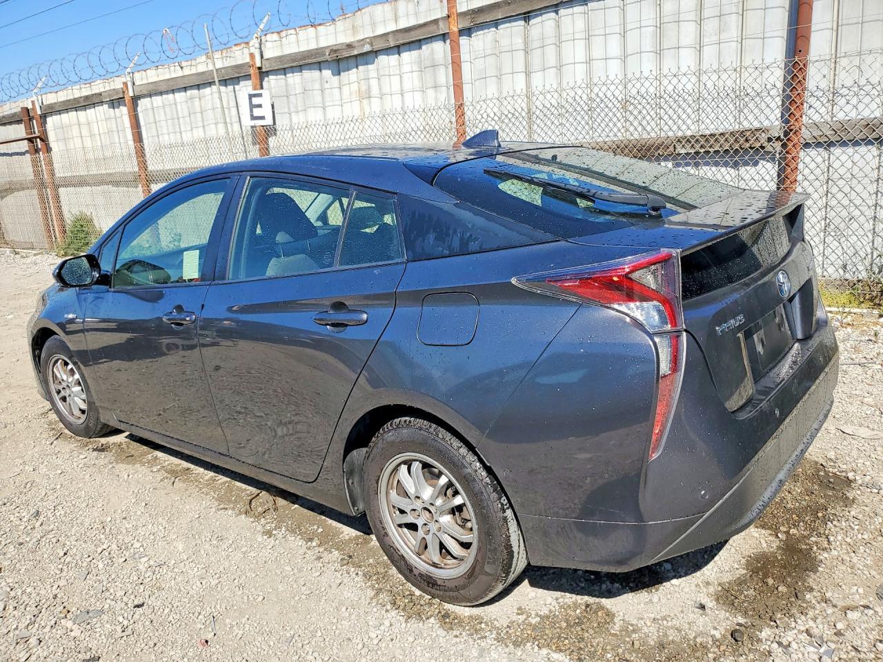 2018 TOYOTA PRIUS