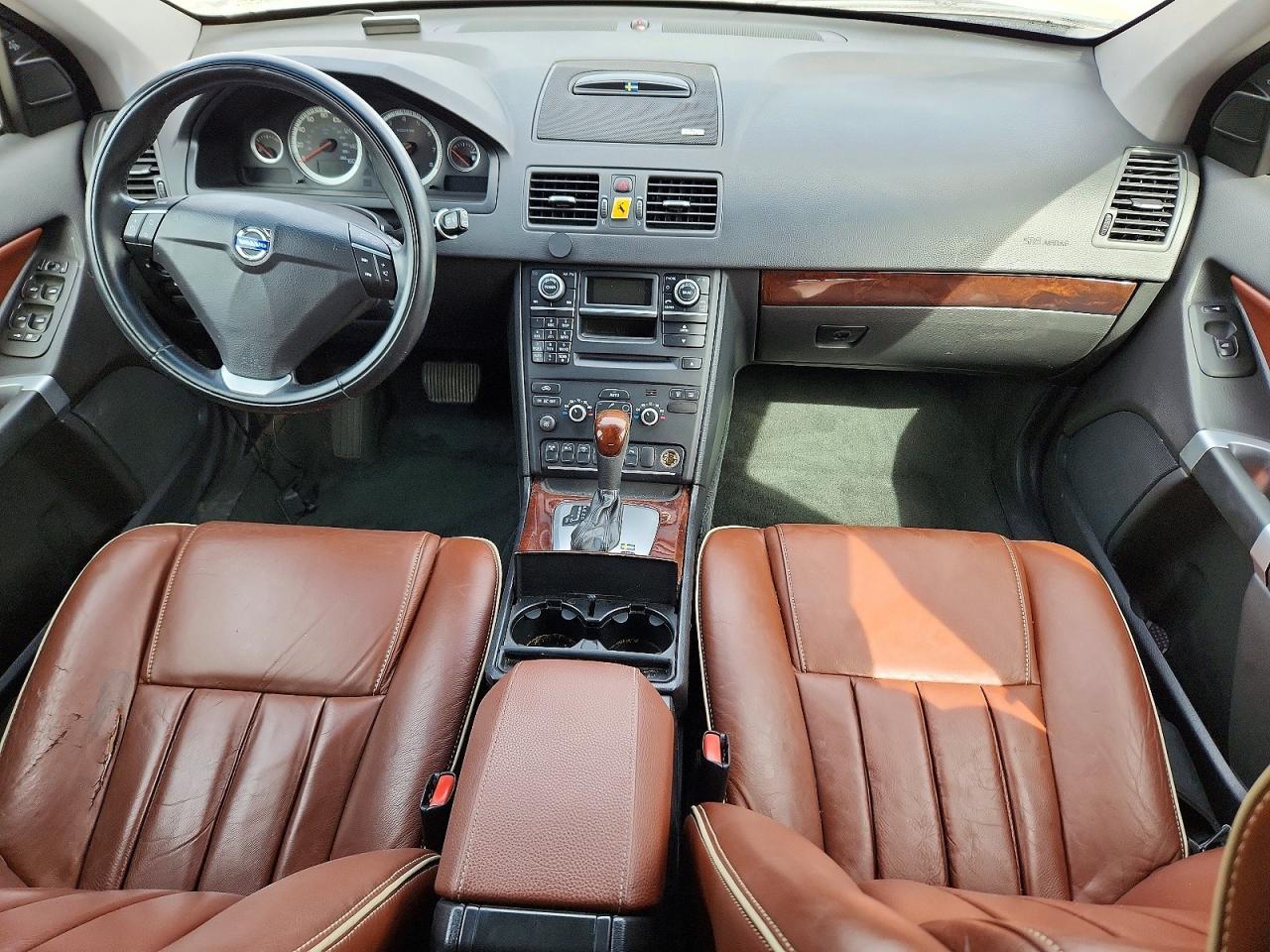 2014 VOLVO XC90