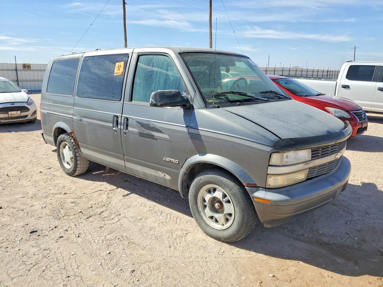 2000 CHEVROLET Astro