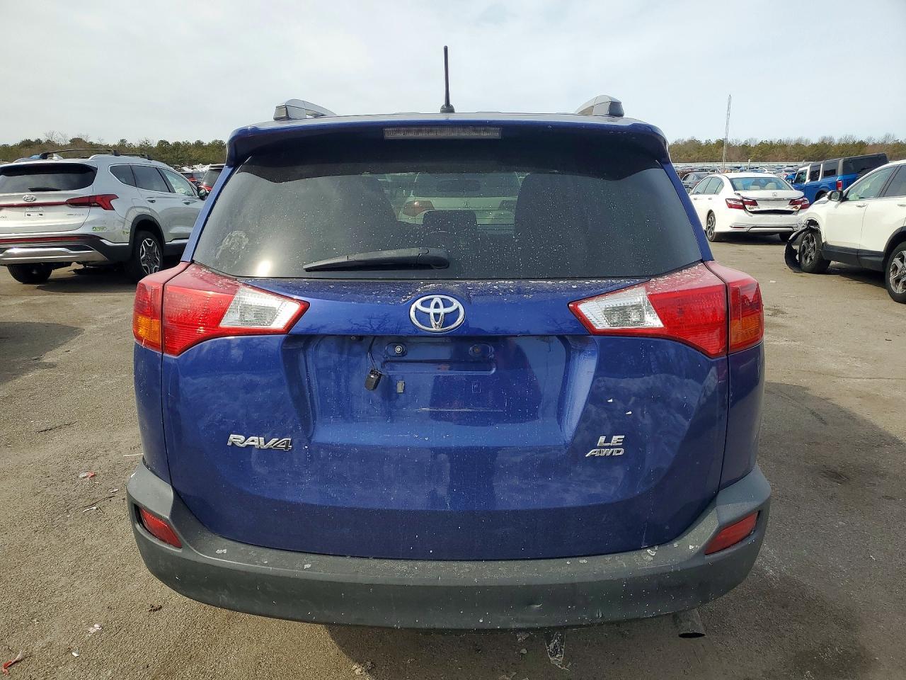 2015 TOYOTA RAV4