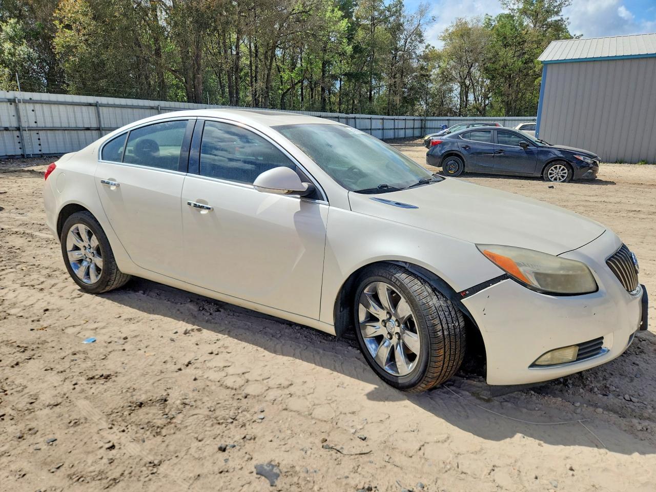 2012 BUICK Regal