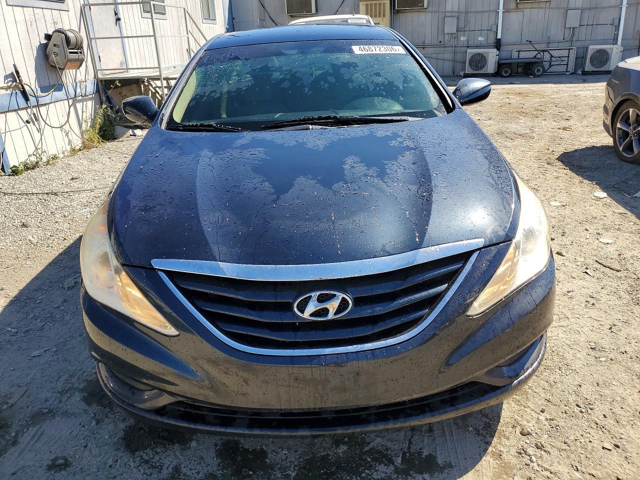 2011 HYUNDAI SONATA