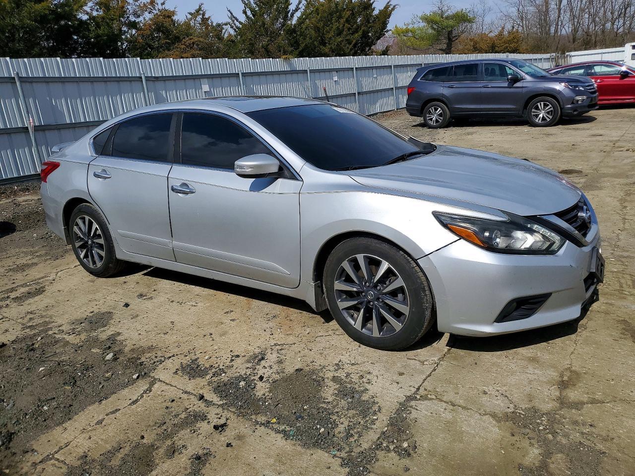 2017 NISSAN ALTIMA