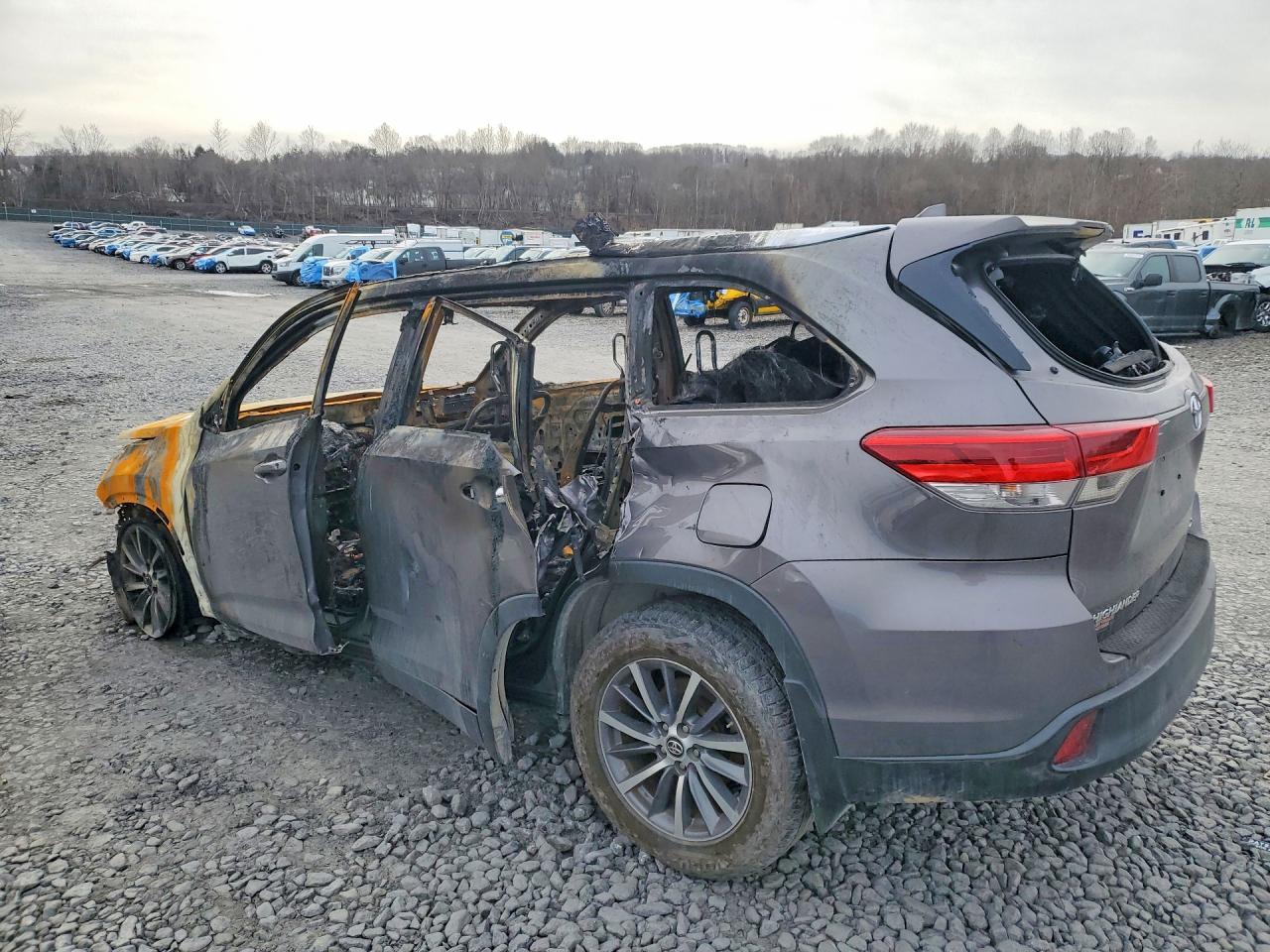 2019 TOYOTA HIGHLANDER