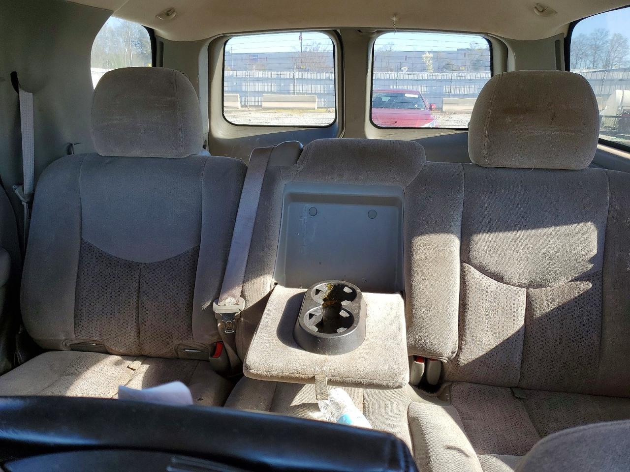 2004 CHEVROLET Tahoe