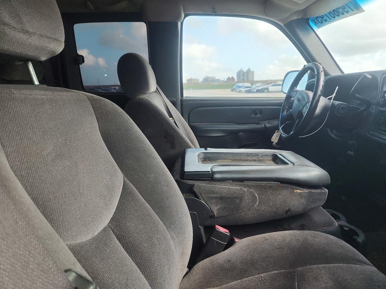 2005 GMC Sierra