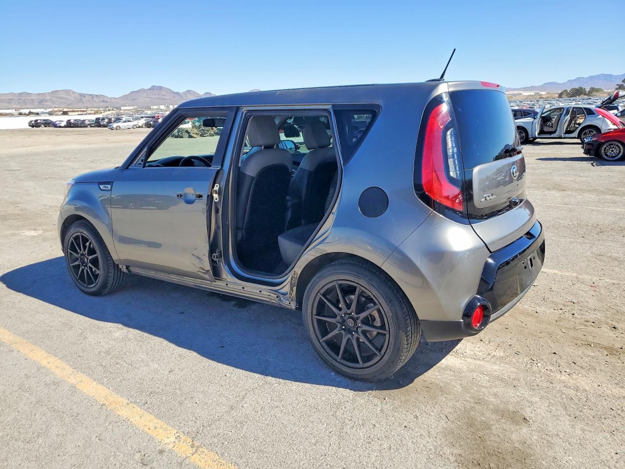 2016 KIA SOUL