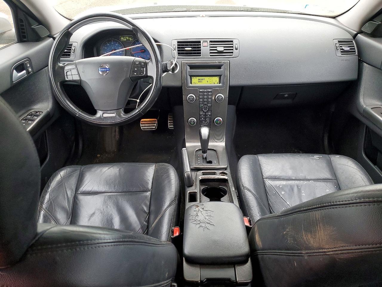 2009 VOLVO V50