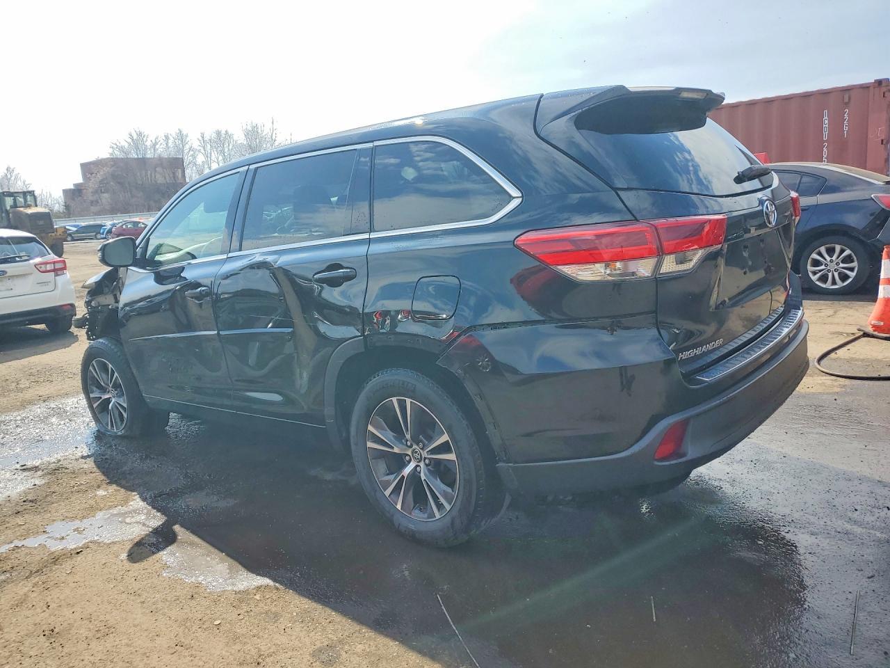 2018 TOYOTA HIGHLANDER