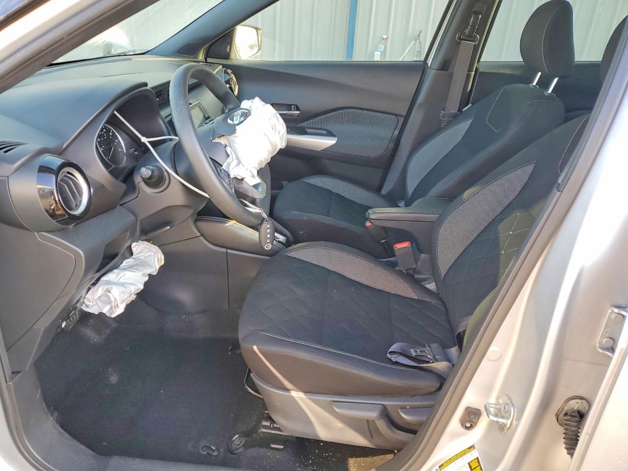 2020 NISSAN KICKS