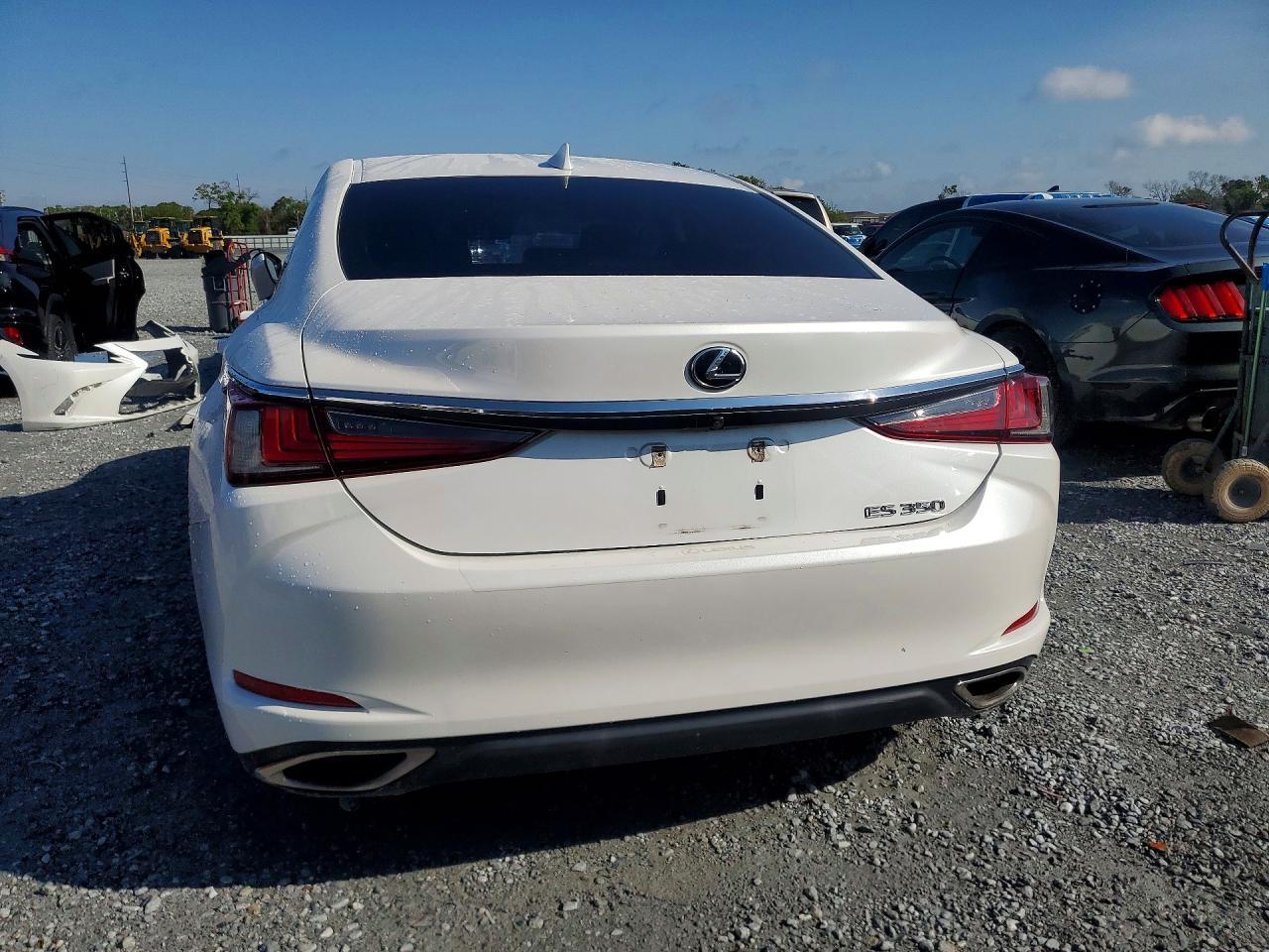 2019 LEXUS ES 350