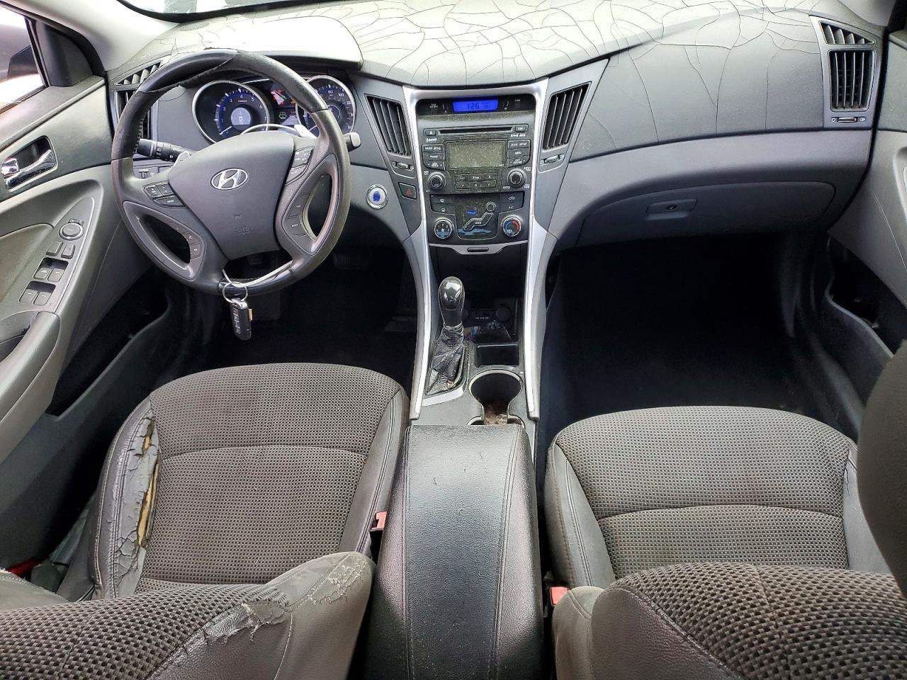 2012 HYUNDAI SONATA