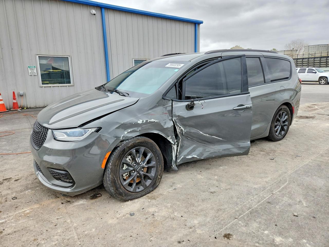 2021 CHRYSLER Pacifica