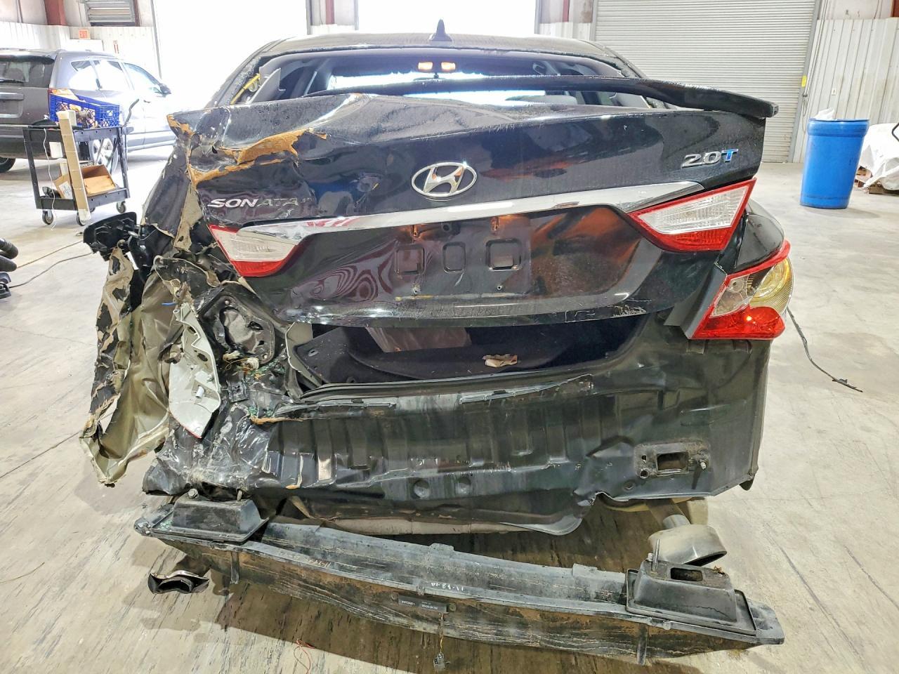 2011 HYUNDAI SONATA