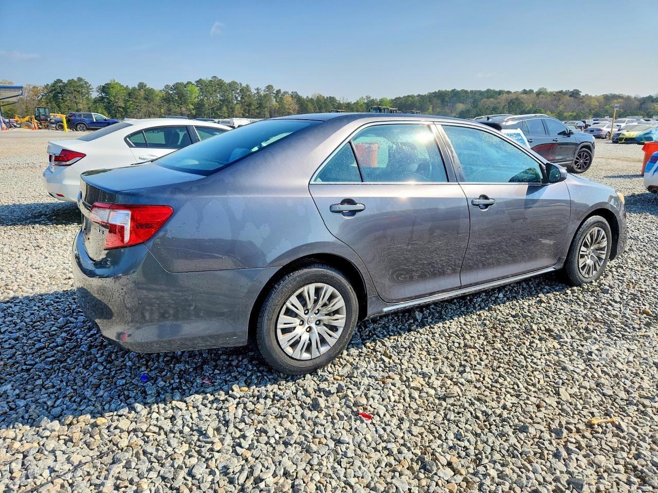 2013 TOYOTA CAMRY