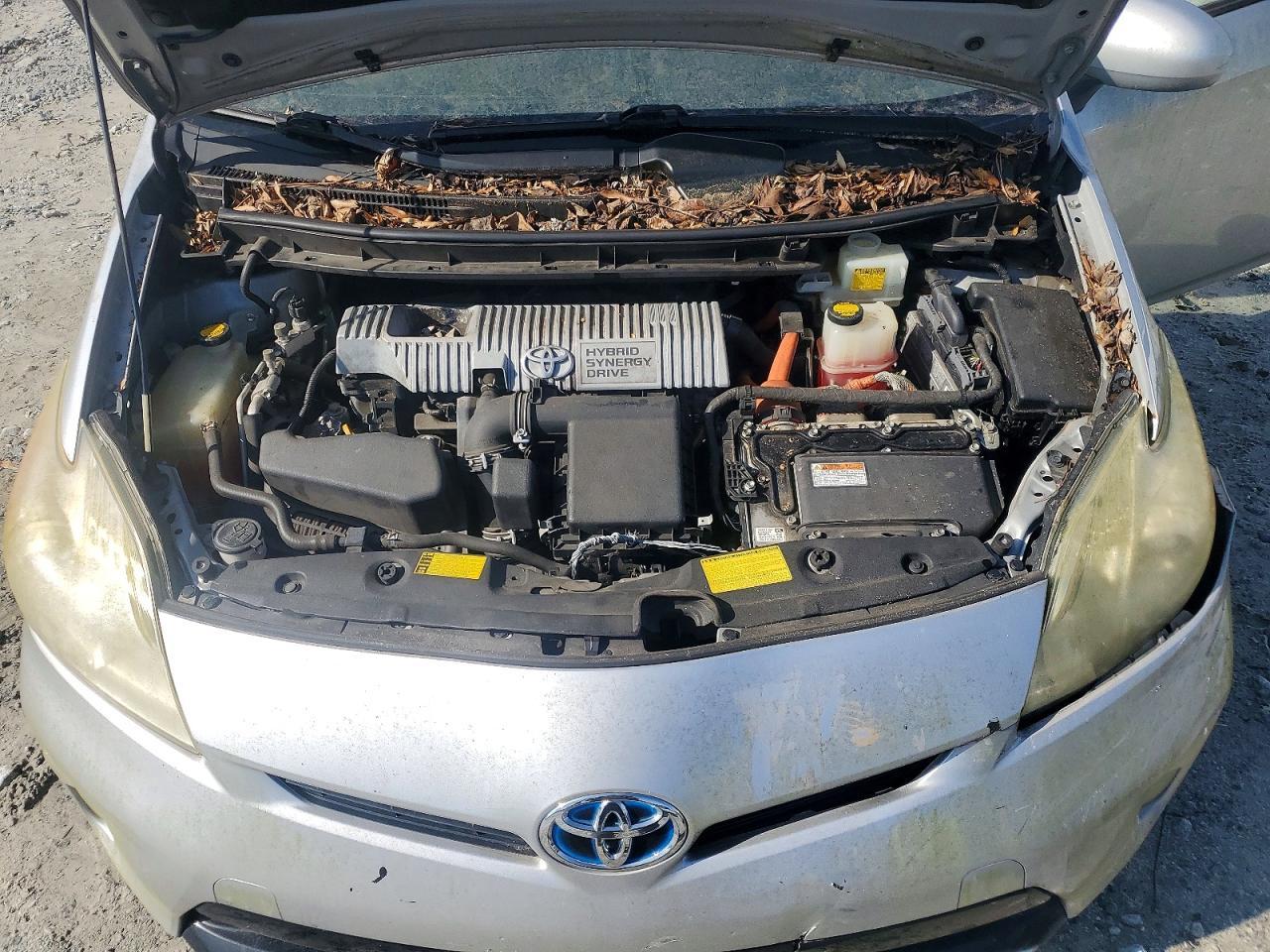 2013 TOYOTA PRIUS