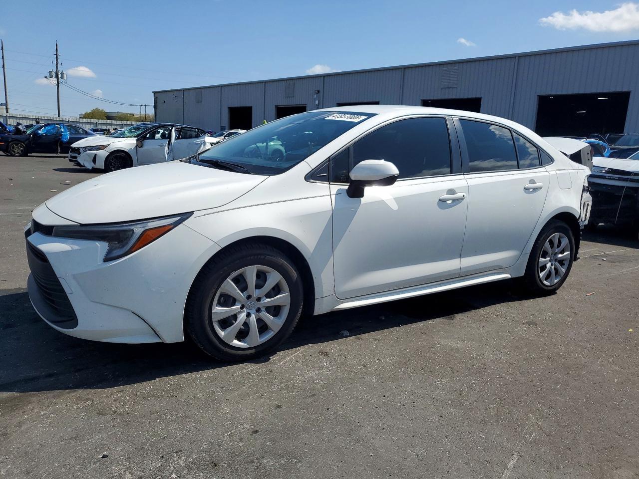2024 TOYOTA COROLLA
