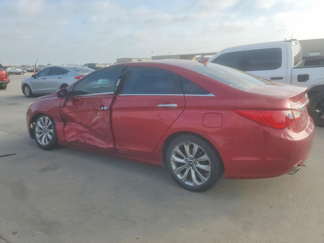 2011 HYUNDAI SONATA