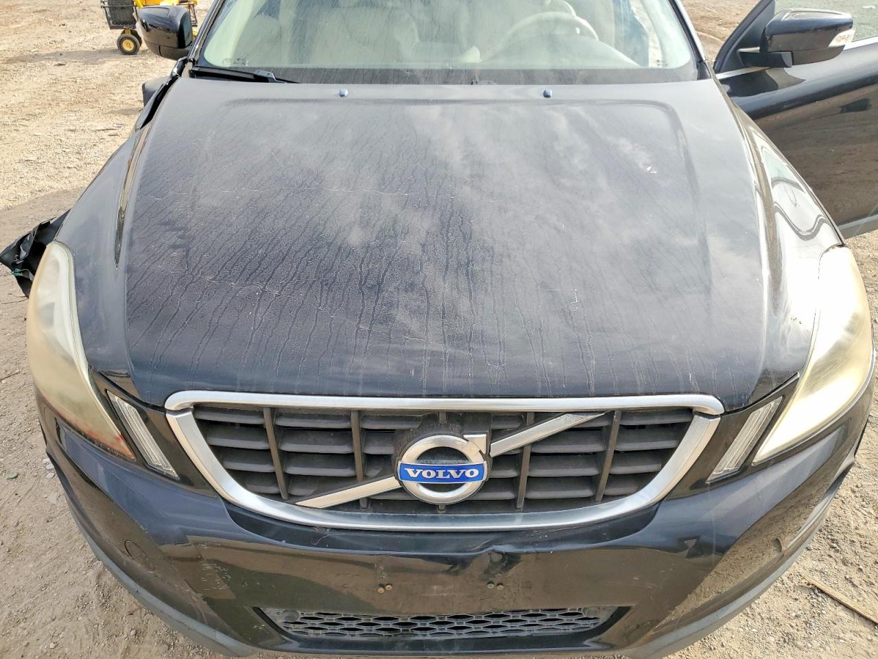 2010 VOLVO XC60