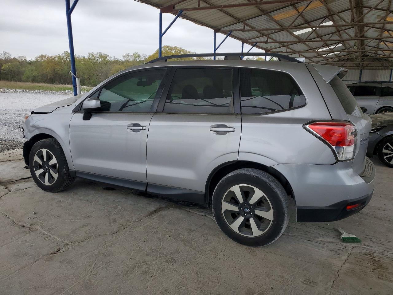 2018 SUBARU FORESTER