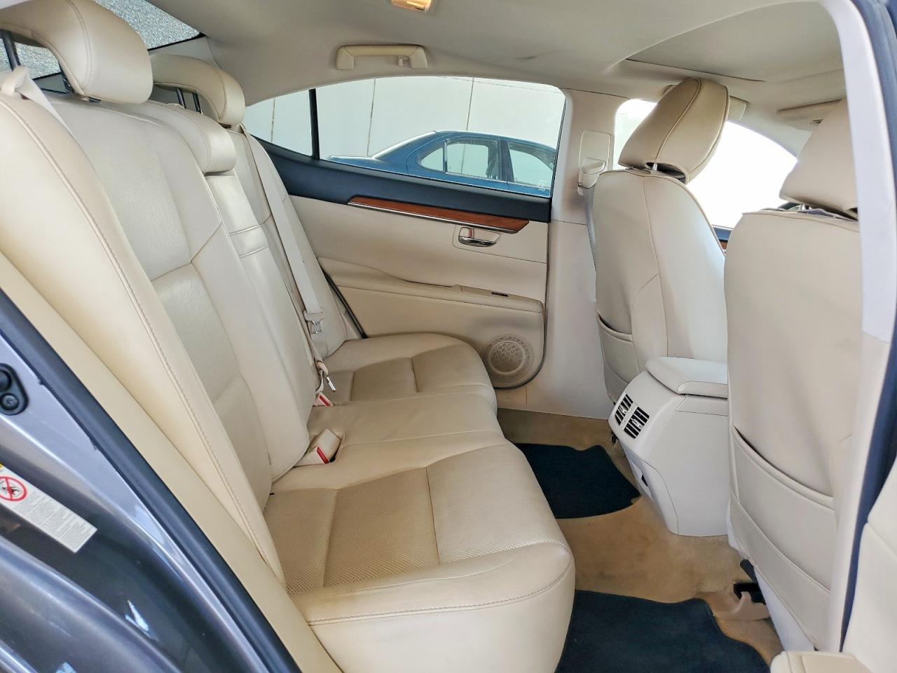 2013 LEXUS ES 300H