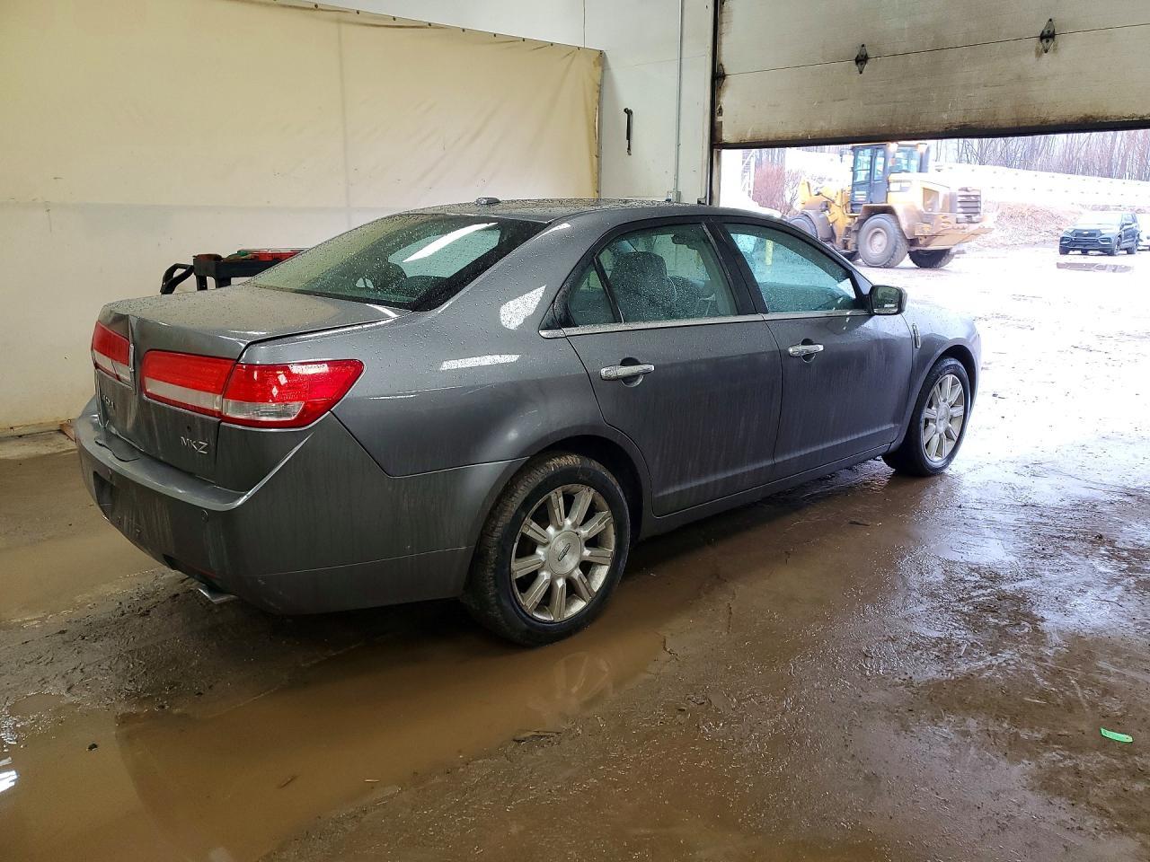 2010 LINCOLN MKZ