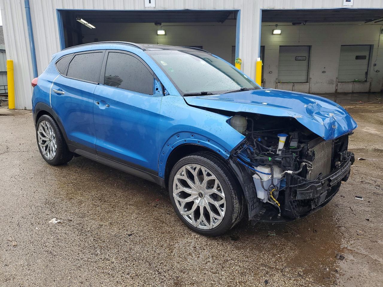 2016 HYUNDAI TUCSON