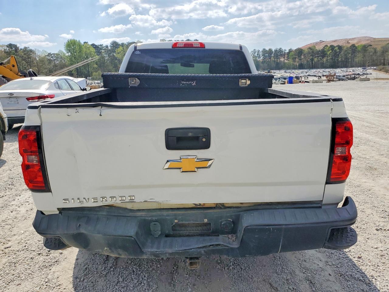 2018 CHEVROLET Silverado