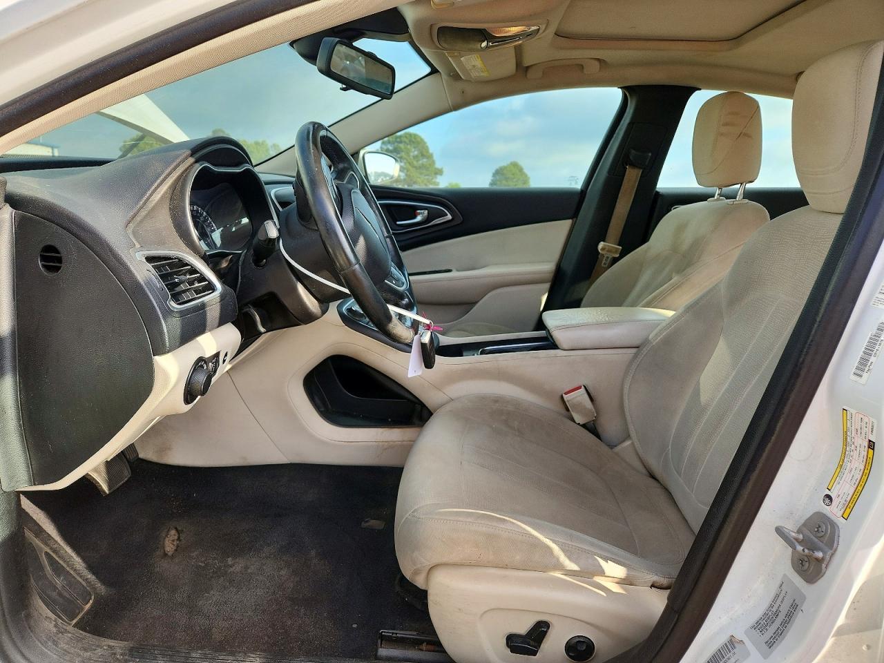 2015 CHRYSLER 200