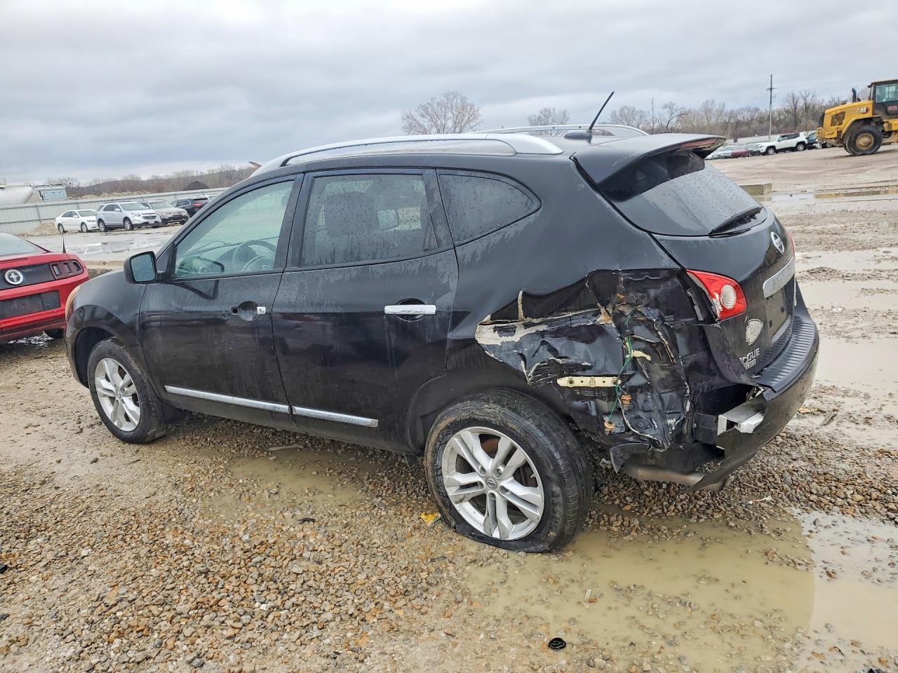 2015 NISSAN ROGUE