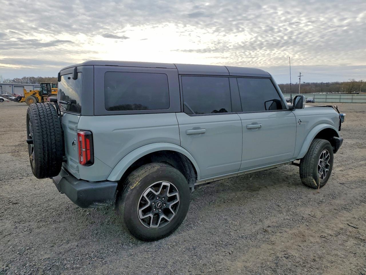 2024 FORD Bronco