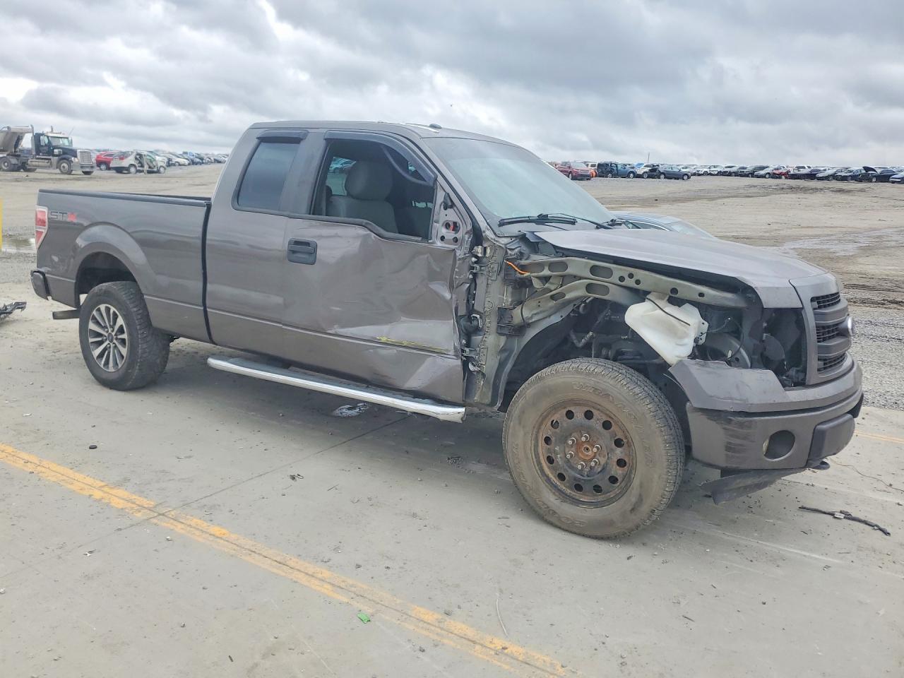 2013 FORD F-150