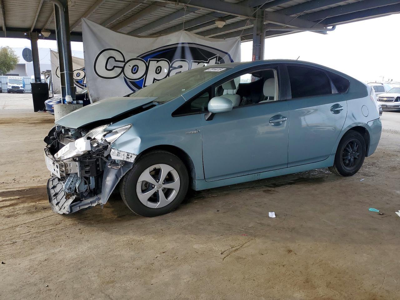 2015 TOYOTA PRIUS