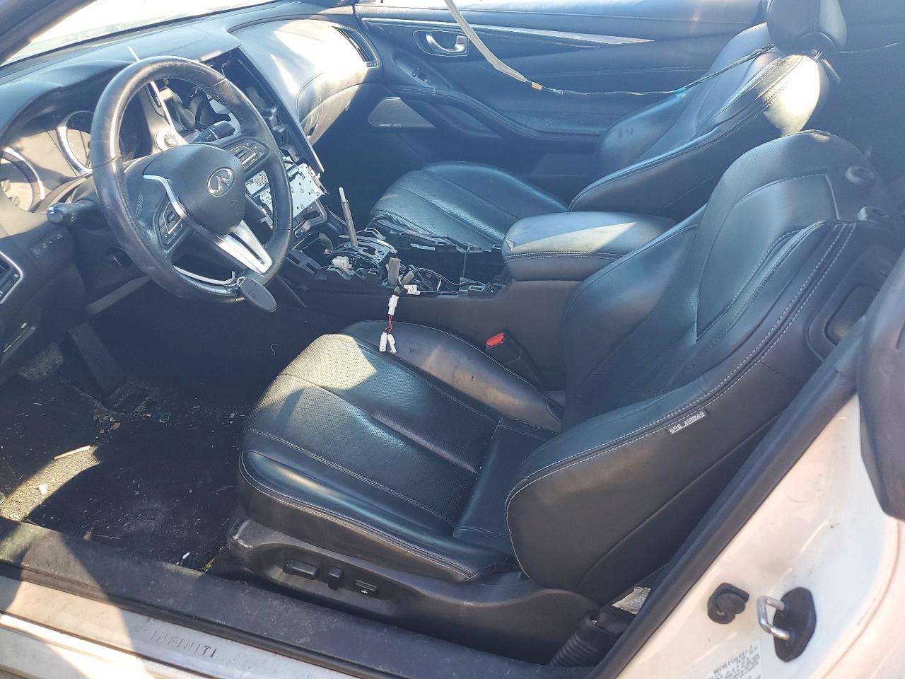 2017 INFINITI Q60