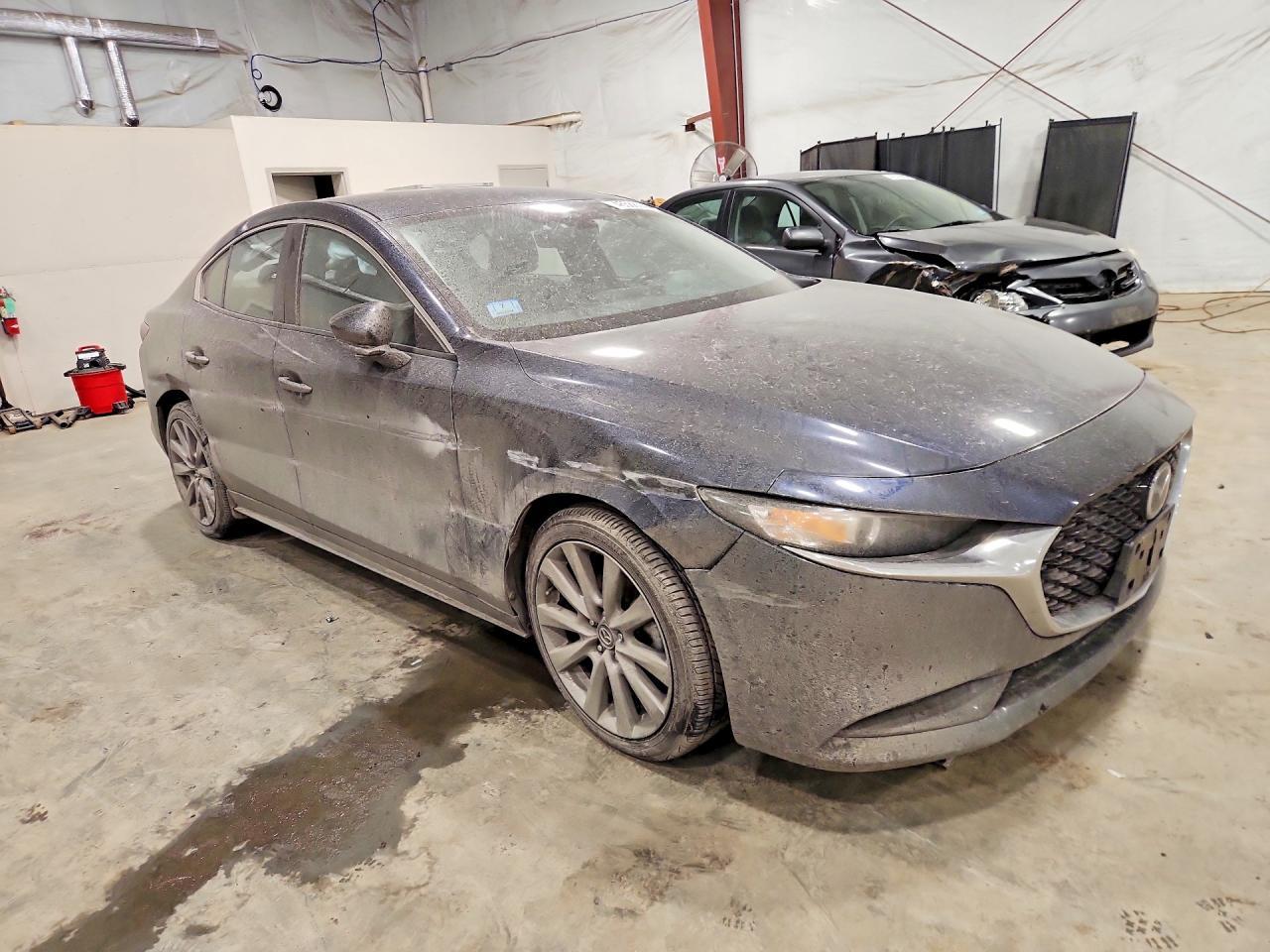 2020 MAZDA 3