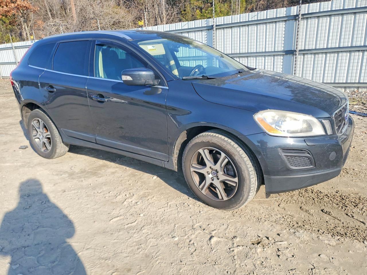 2013 VOLVO XC60