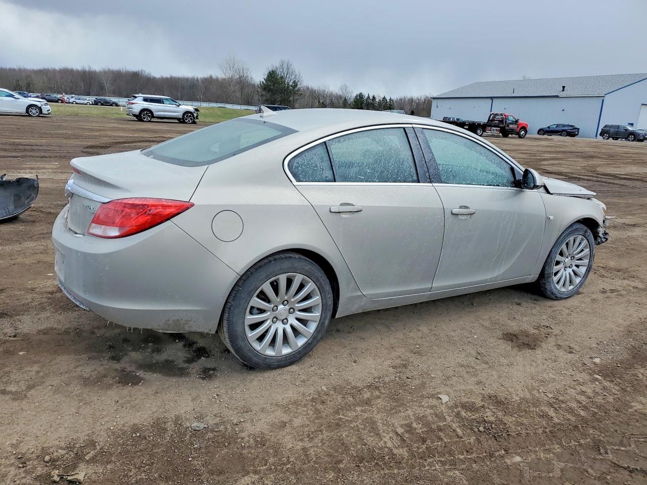 2011 BUICK Regal