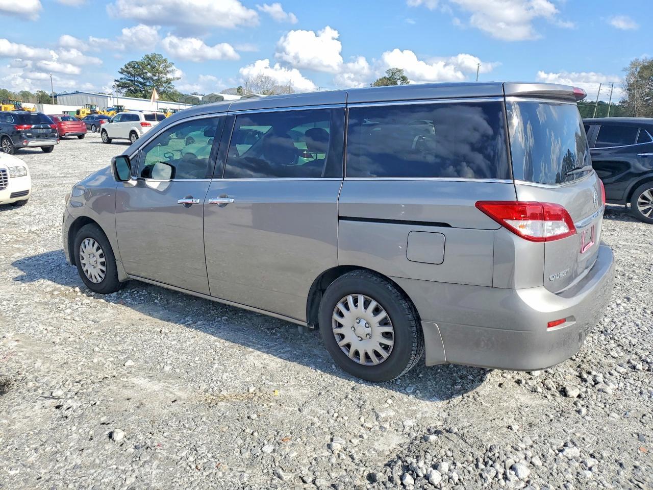 2012 NISSAN Quest