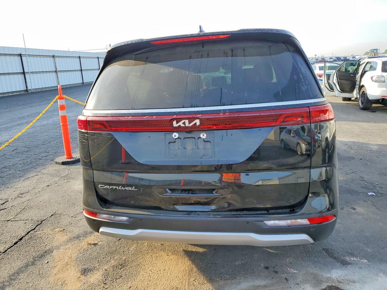 2022 KIA Carnival