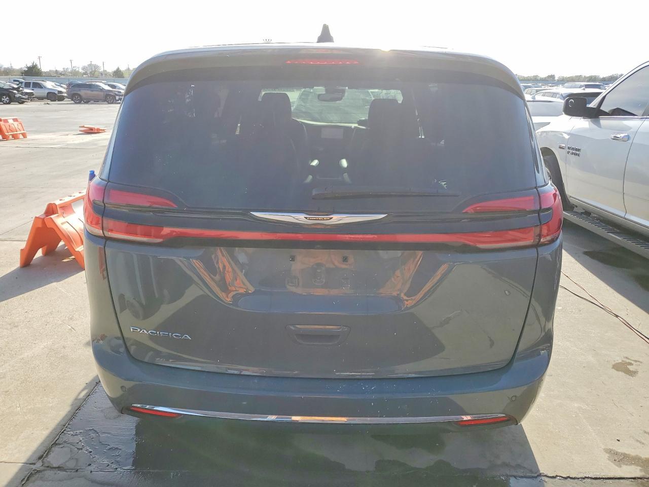 2025 CHRYSLER Pacifica