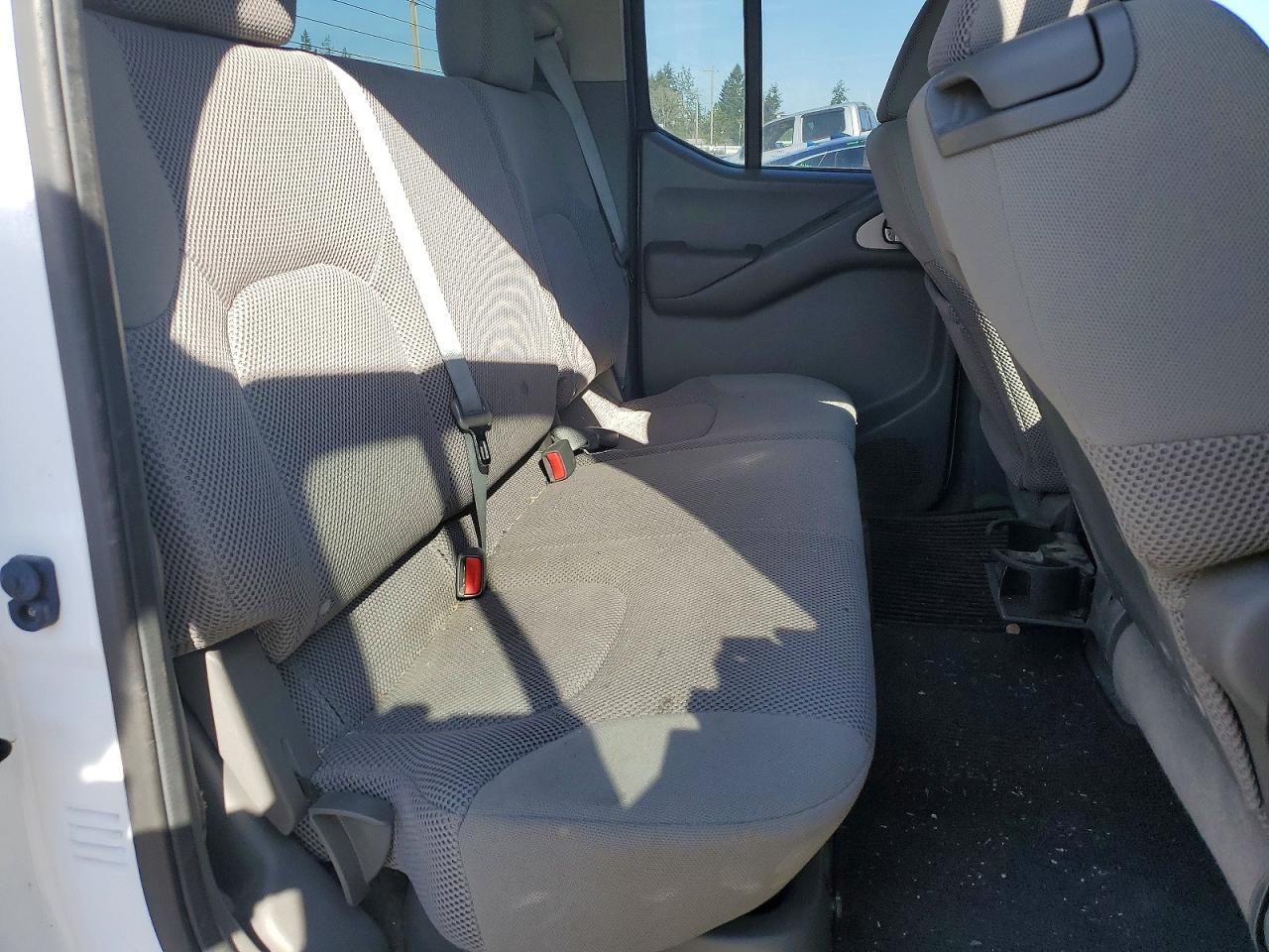2012 NISSAN Frontier